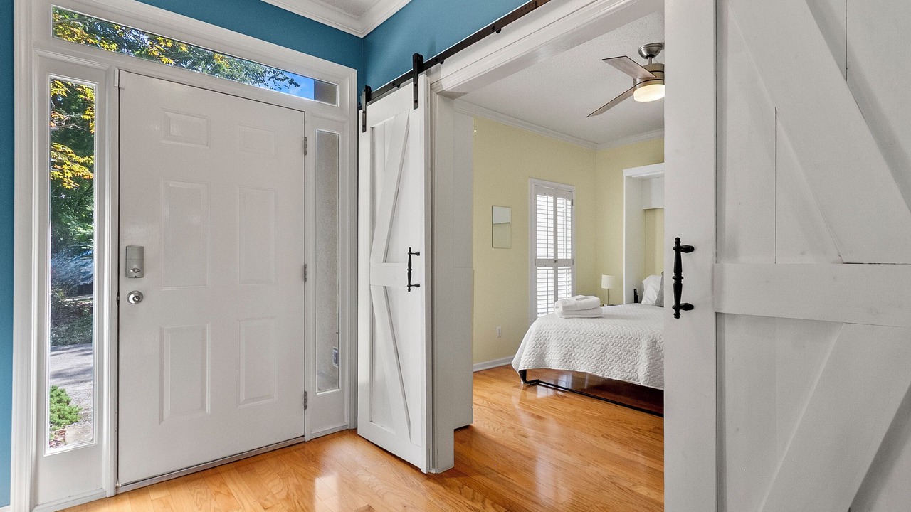 Photo of Bedroom in Northport