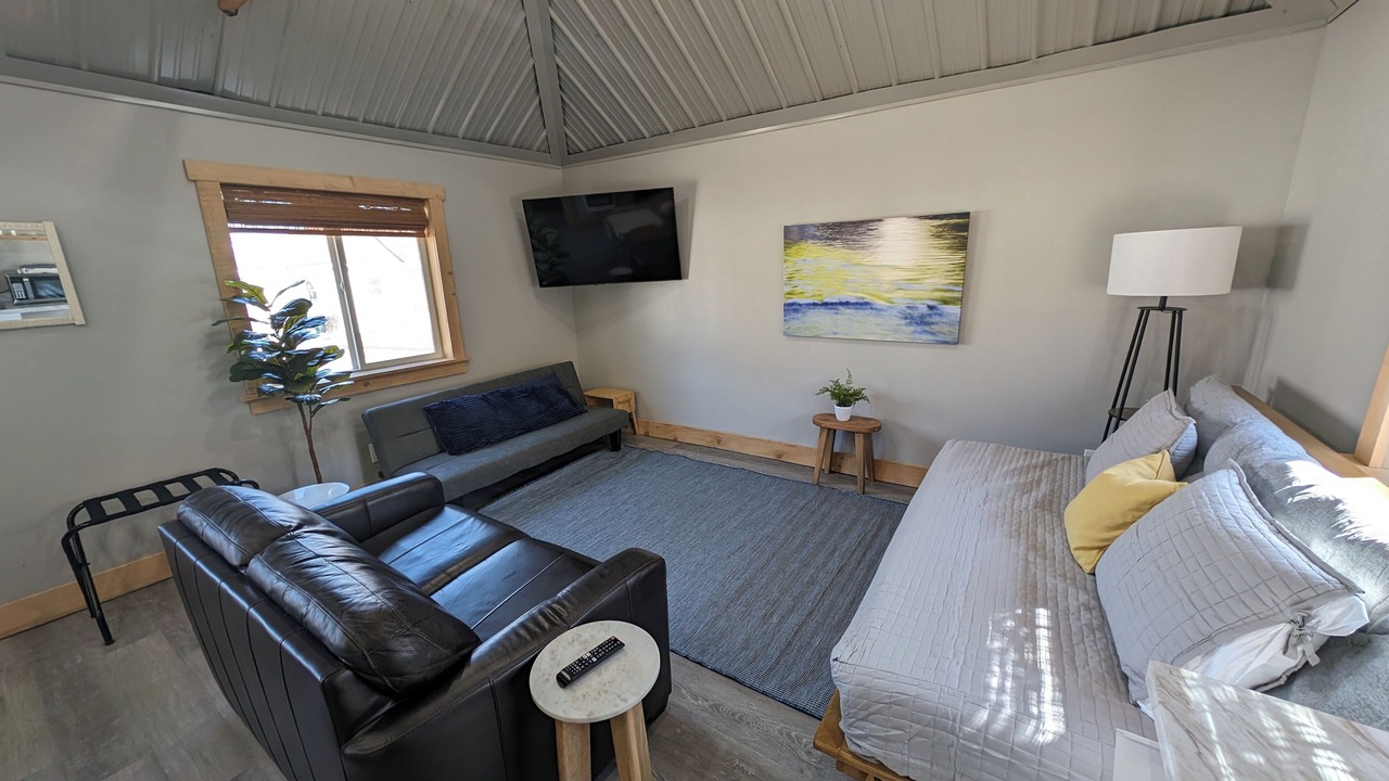 Photo of Livingroom in Stow