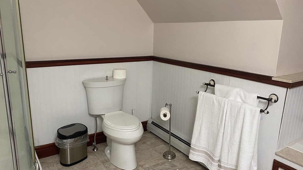Photo of Bathroom in Beacon