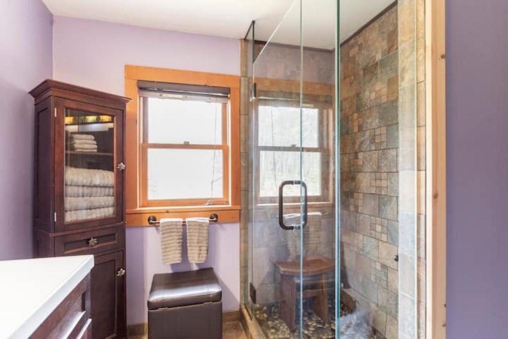Photo of Bathroom in Oliverea