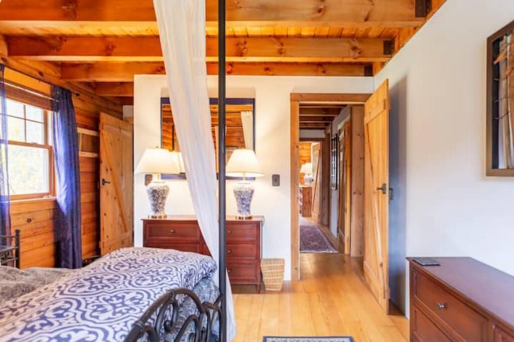 Photo of Bedroom in Oliverea
