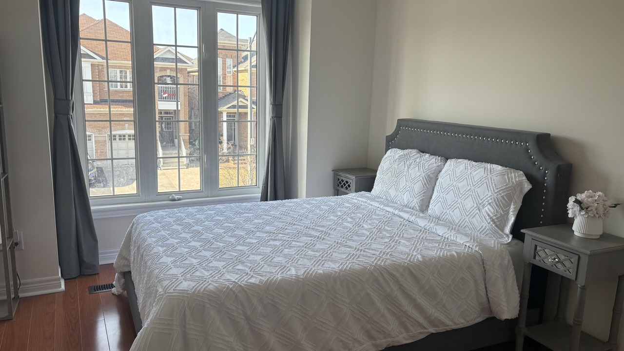 Photo of Bedroom in Churchill Meadows