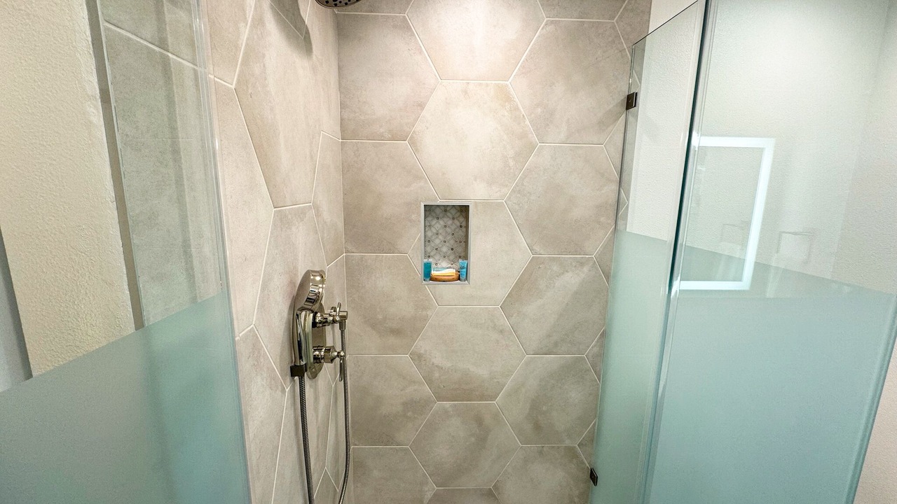 Photo of Bathroom in Woodland Hills