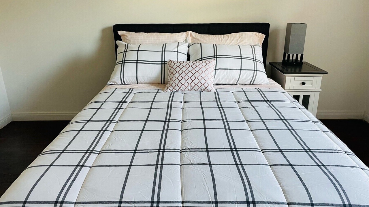 Photo of Bedroom in Melrose