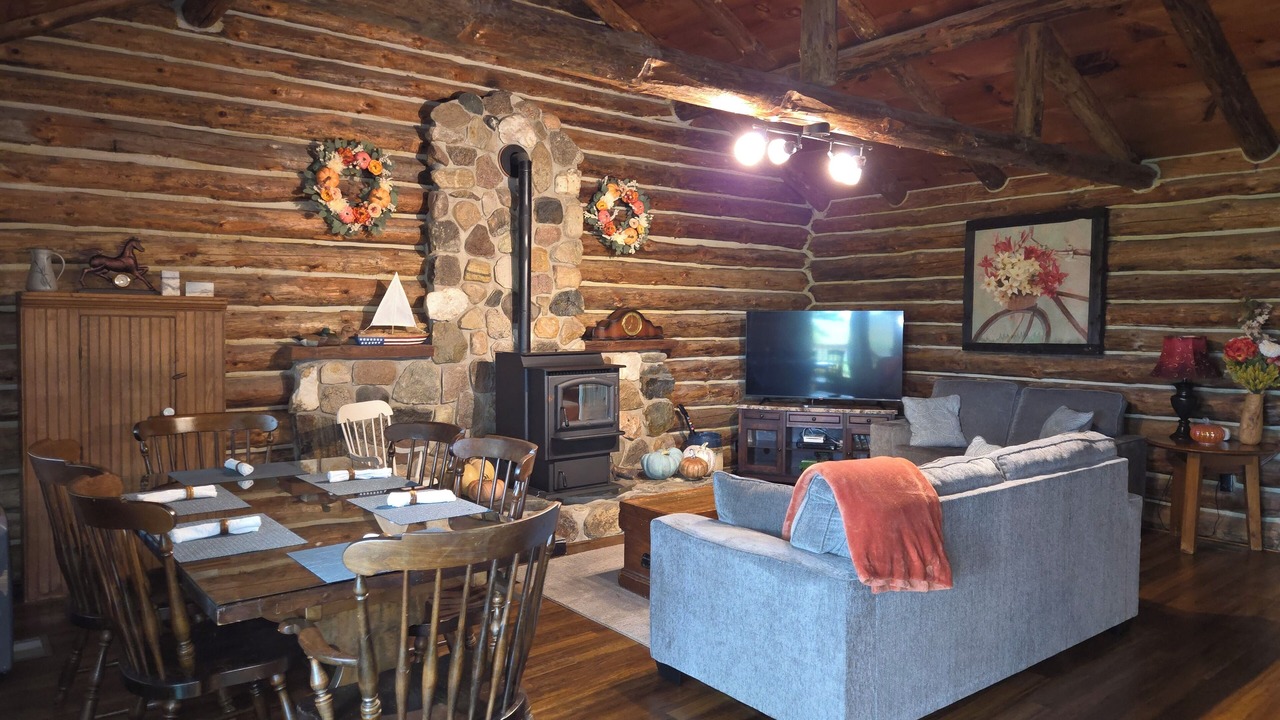 Photo of Livingroom in Rushville