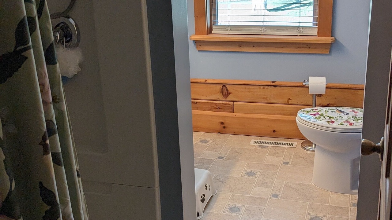 Photo of Bathroom in Athol Springs