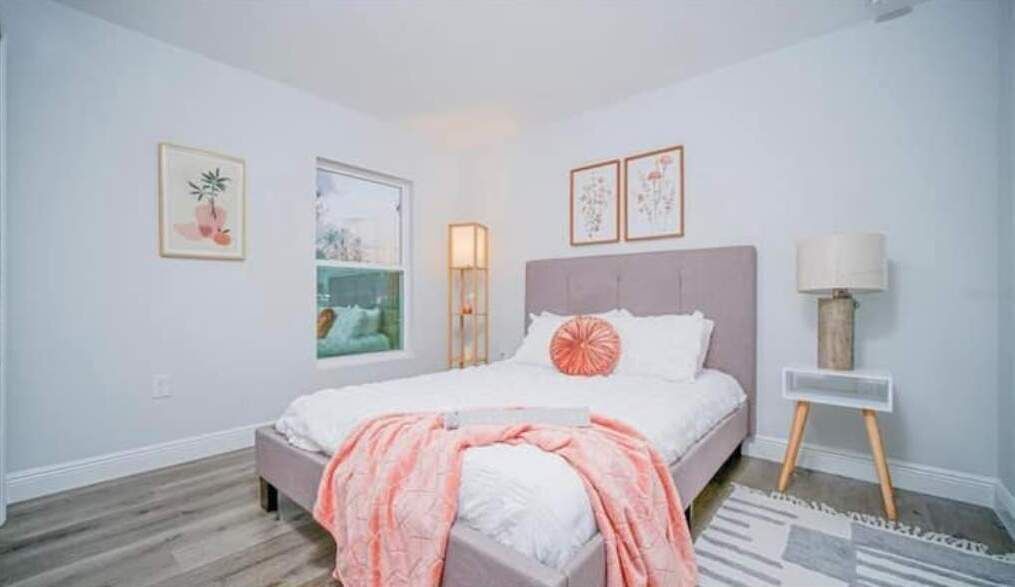 Photo of Bedroom in Candler