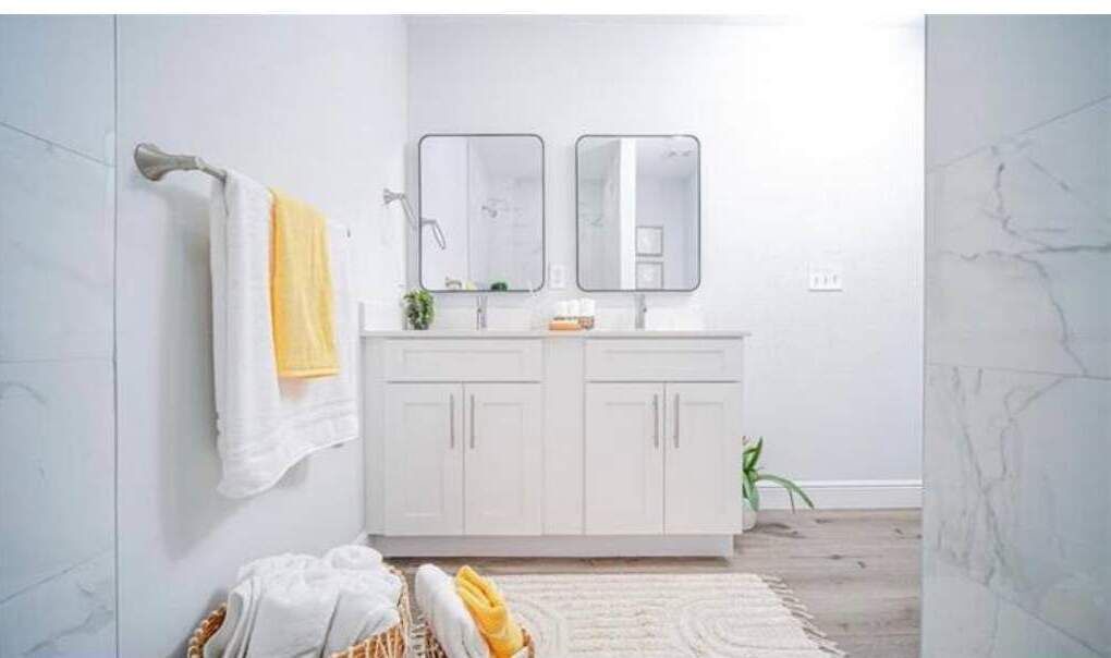 Photo of Bathroom in Candler
