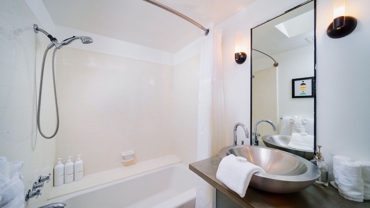 Photo of Bathroom in Desert Park Estates