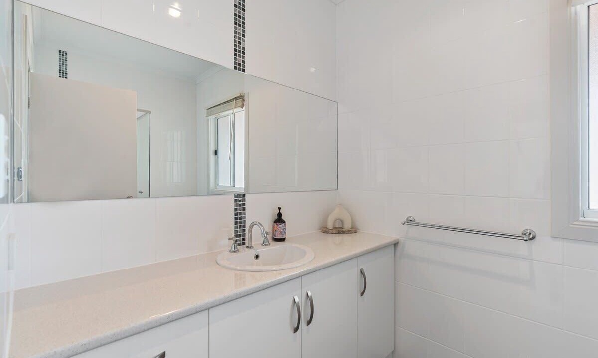 Photo of Bathroom in Encounter Bay