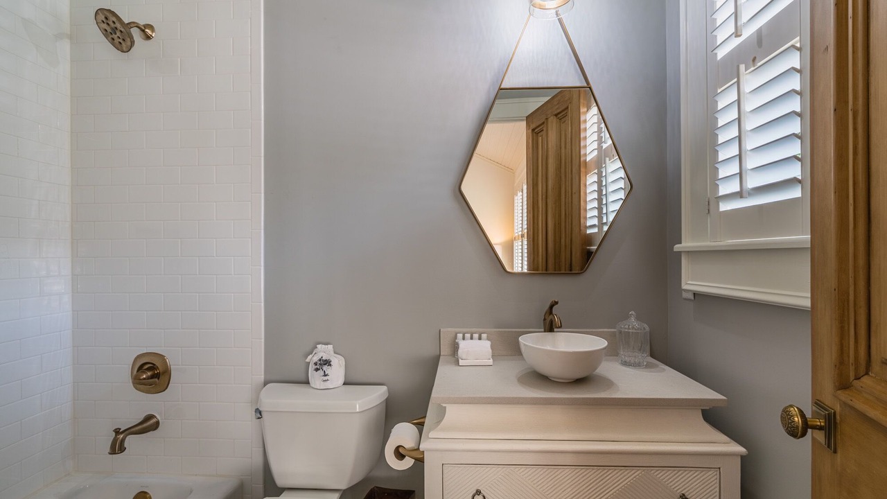 Photo of Bathroom in Oxford