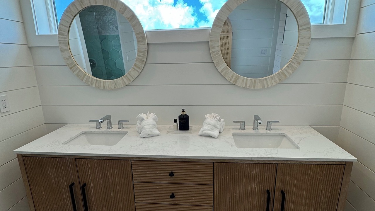 Photo of Bathroom in Great Guana Cay