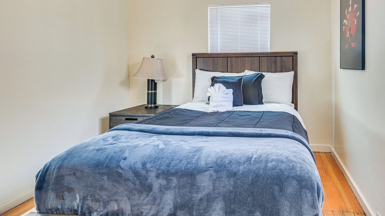 Photo of Bedroom in Downtown Los Angeles