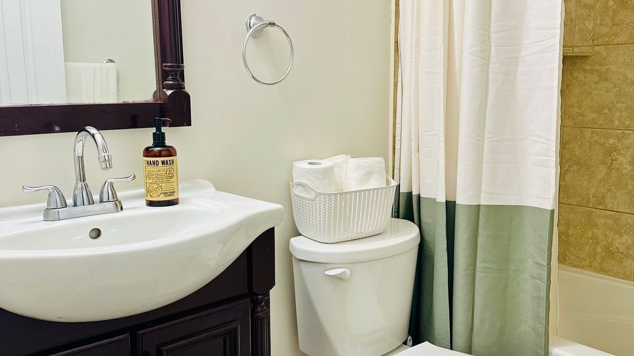 Photo of Bathroom in Churchill Meadows
