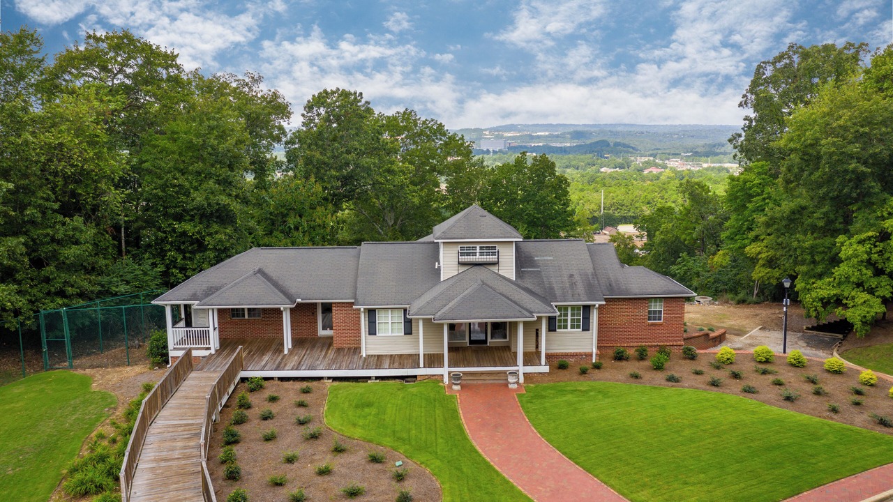 Photo of Outdoor in Meadowbrook
