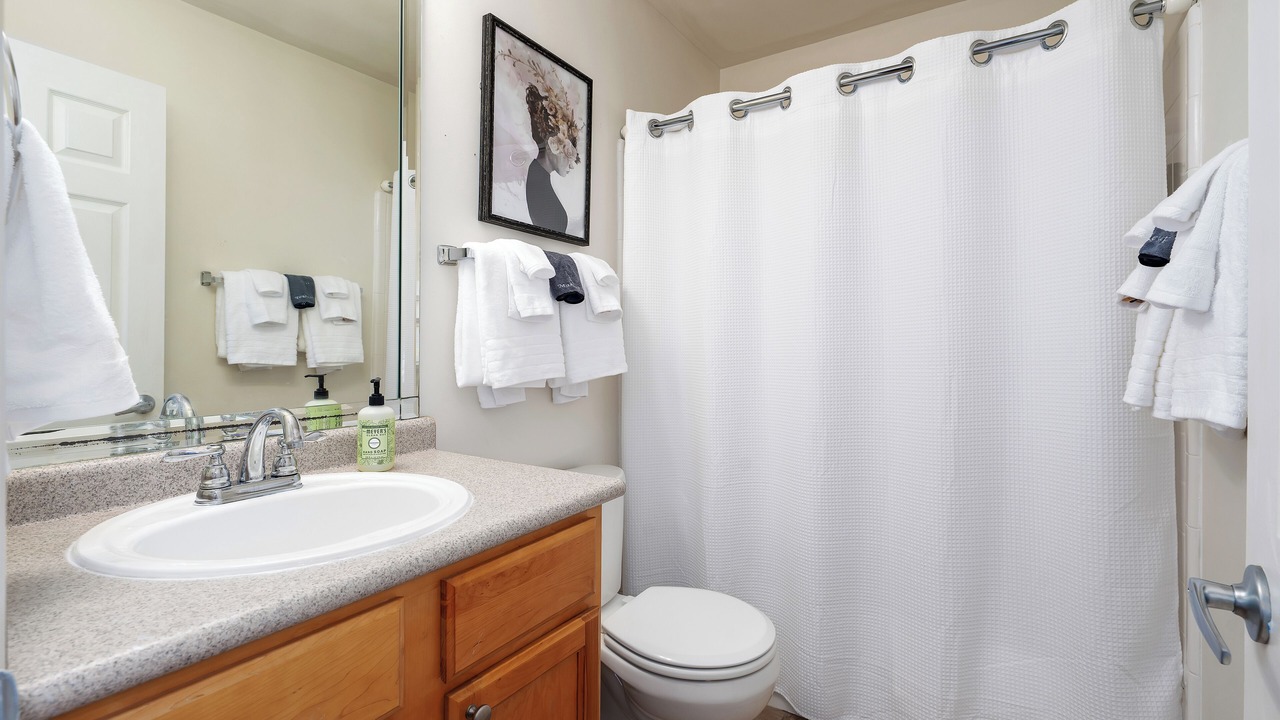 Photo of Bathroom in Meadowbrook
