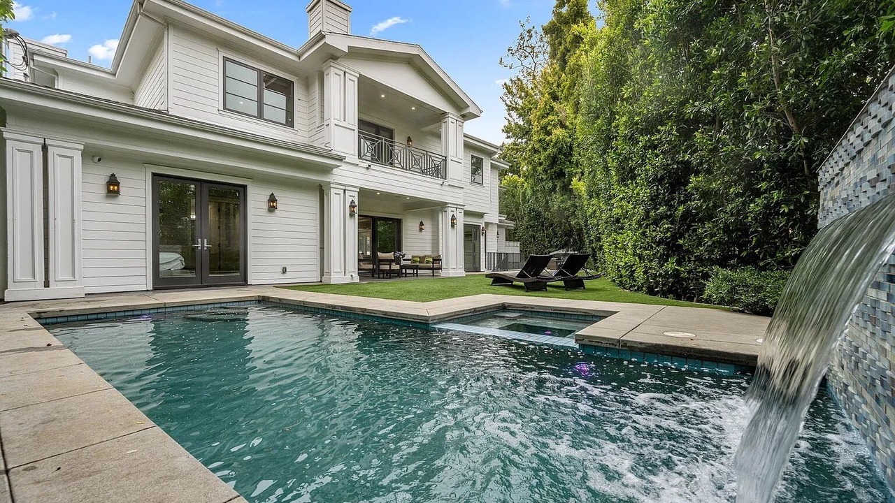 Photo of Outdoor in Brentwood