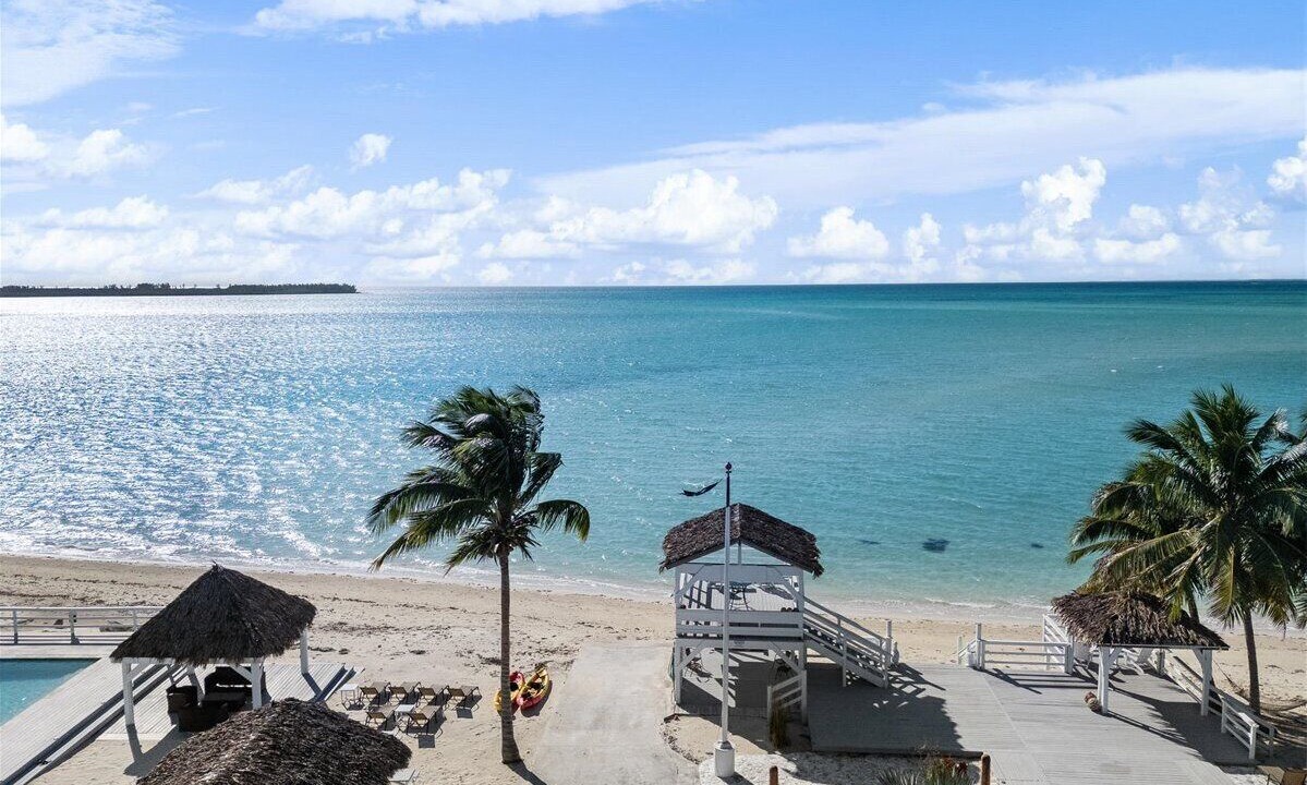 Photo of Others in Bahama Palm Shores