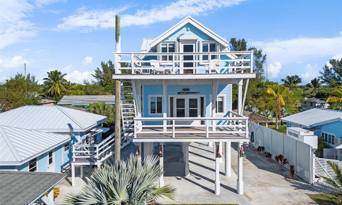 Photo of Outdoor in Bahama Palm Shores