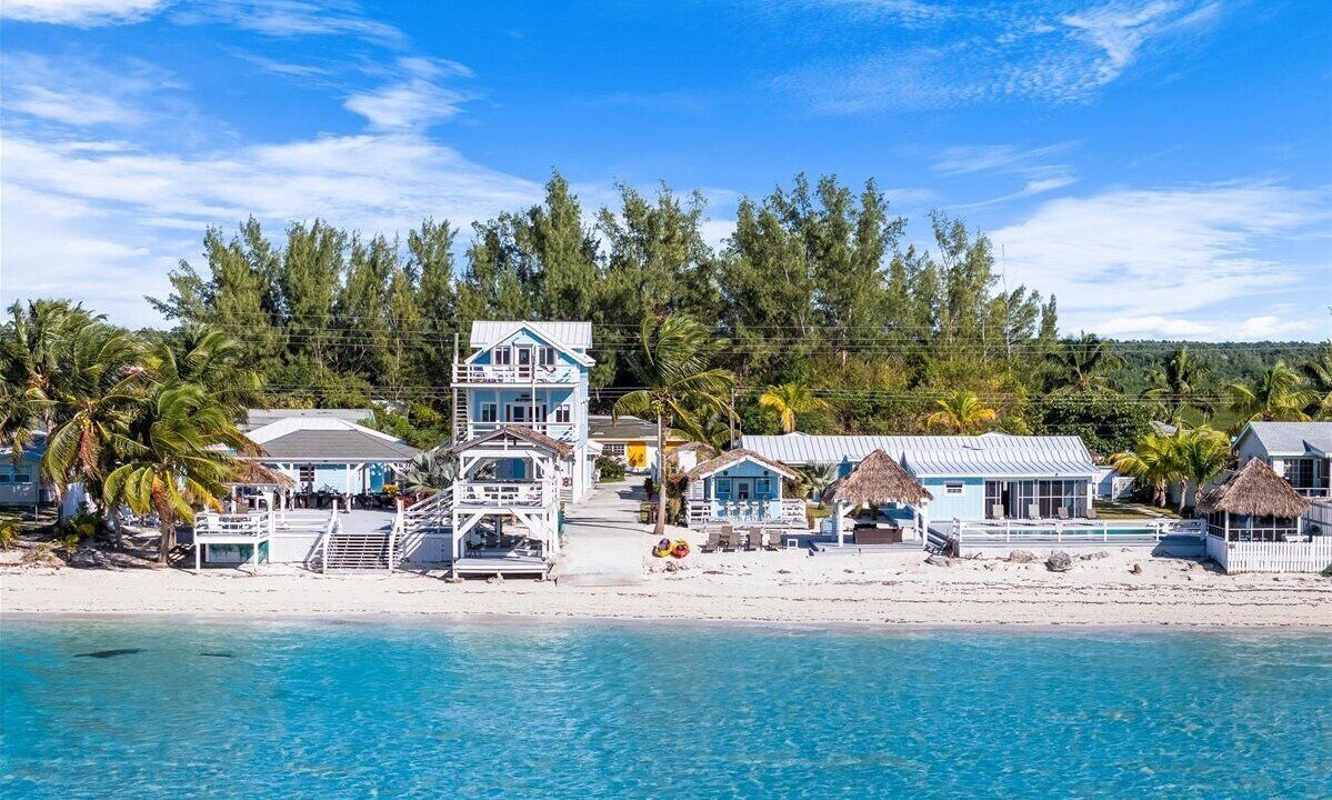 Photo of Outdoor in Bahama Palm Shores