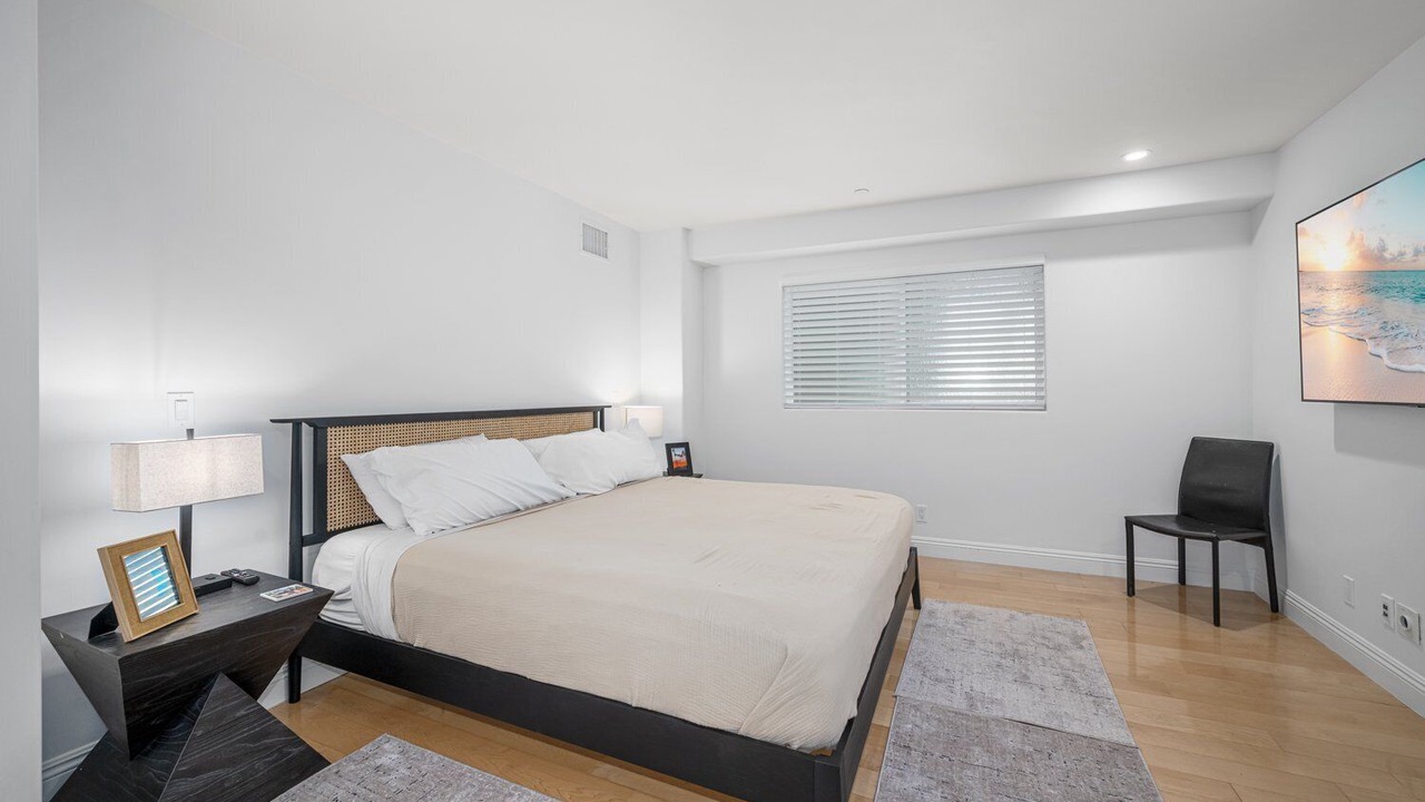Photo of Bedroom in Peninsula