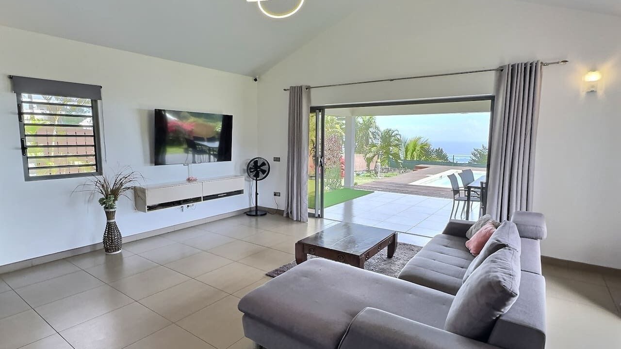 Photo of Livingroom in Faaa