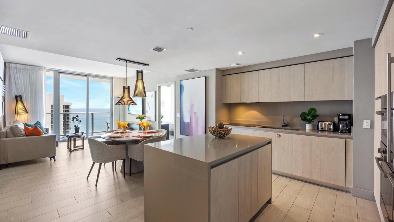 Photo of Kitchen in Hollywood South Central Beach