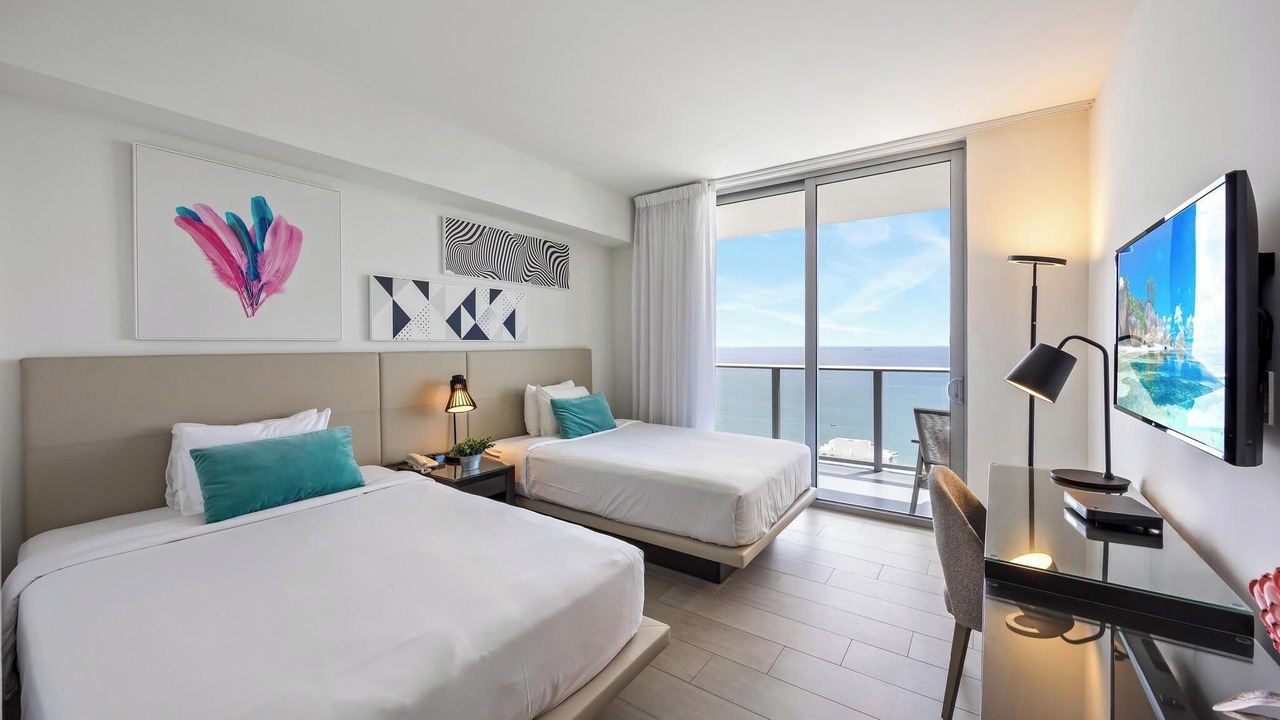 Photo of Bedroom in Hollywood South Central Beach
