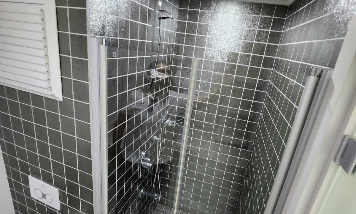 Photo of Bathroom in Lara