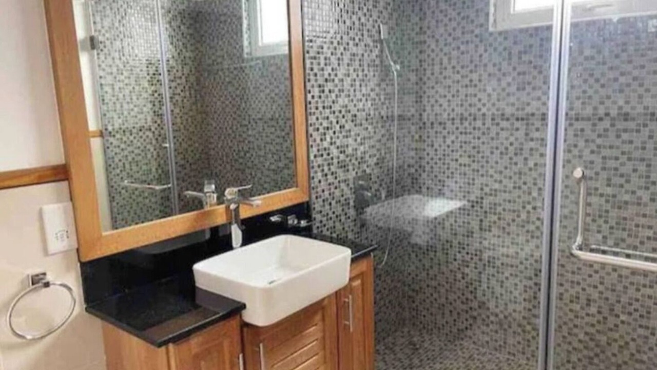 Photo of Bathroom in Zig Zag Ward