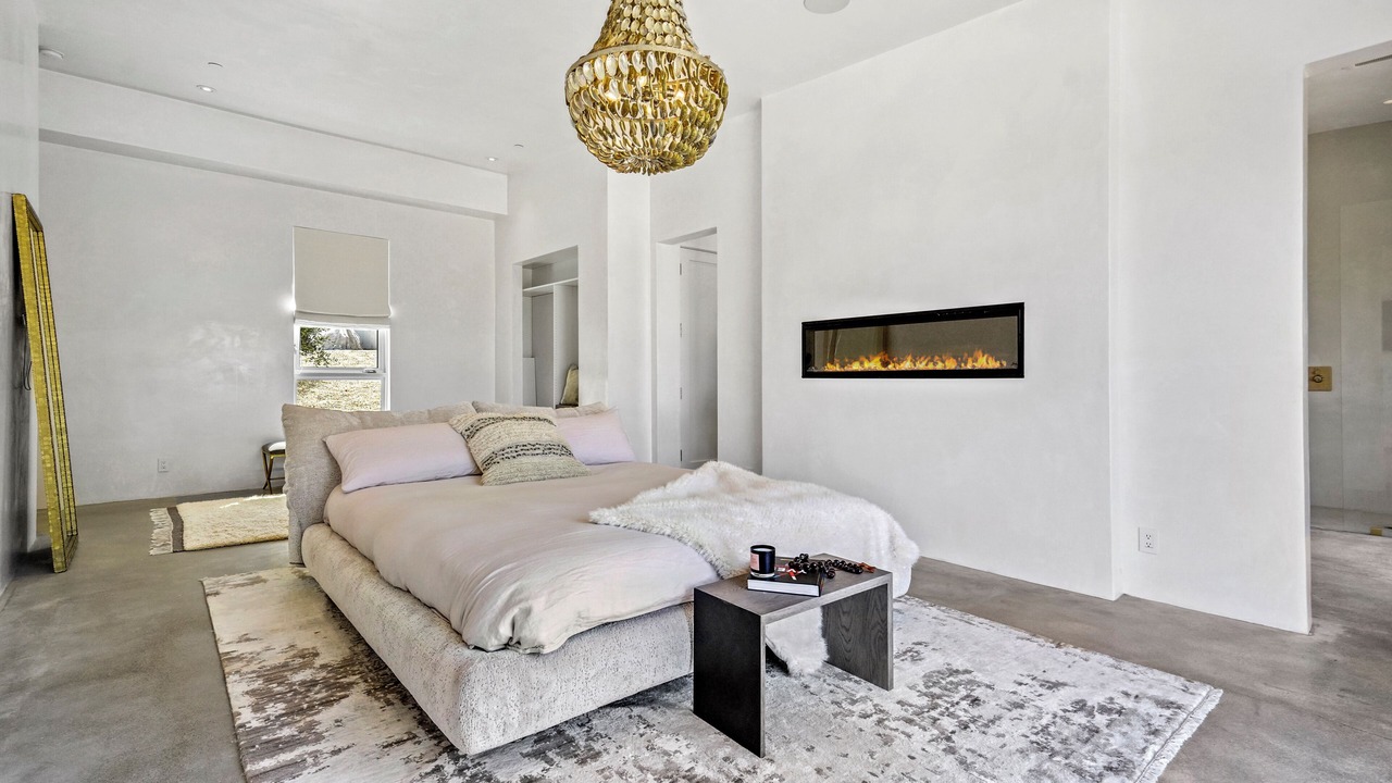 Photo of Bedroom in Western Malibu