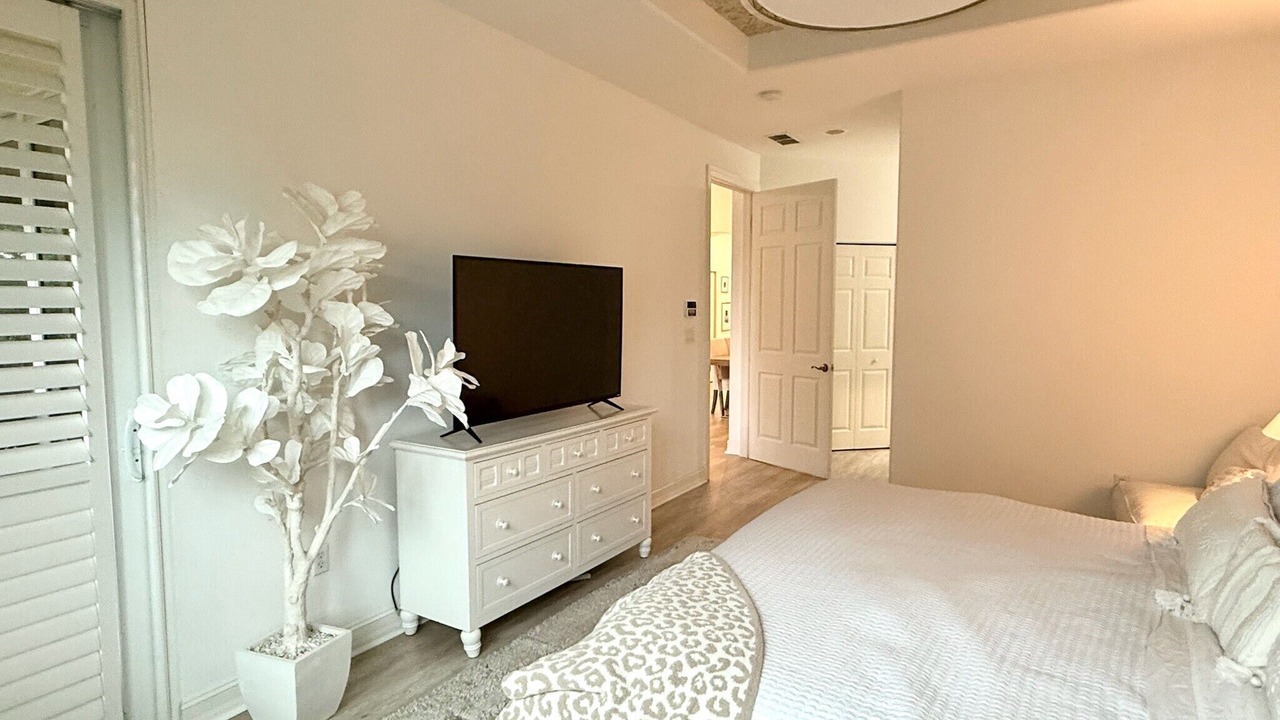 Photo of Bedroom in Hammock Bay