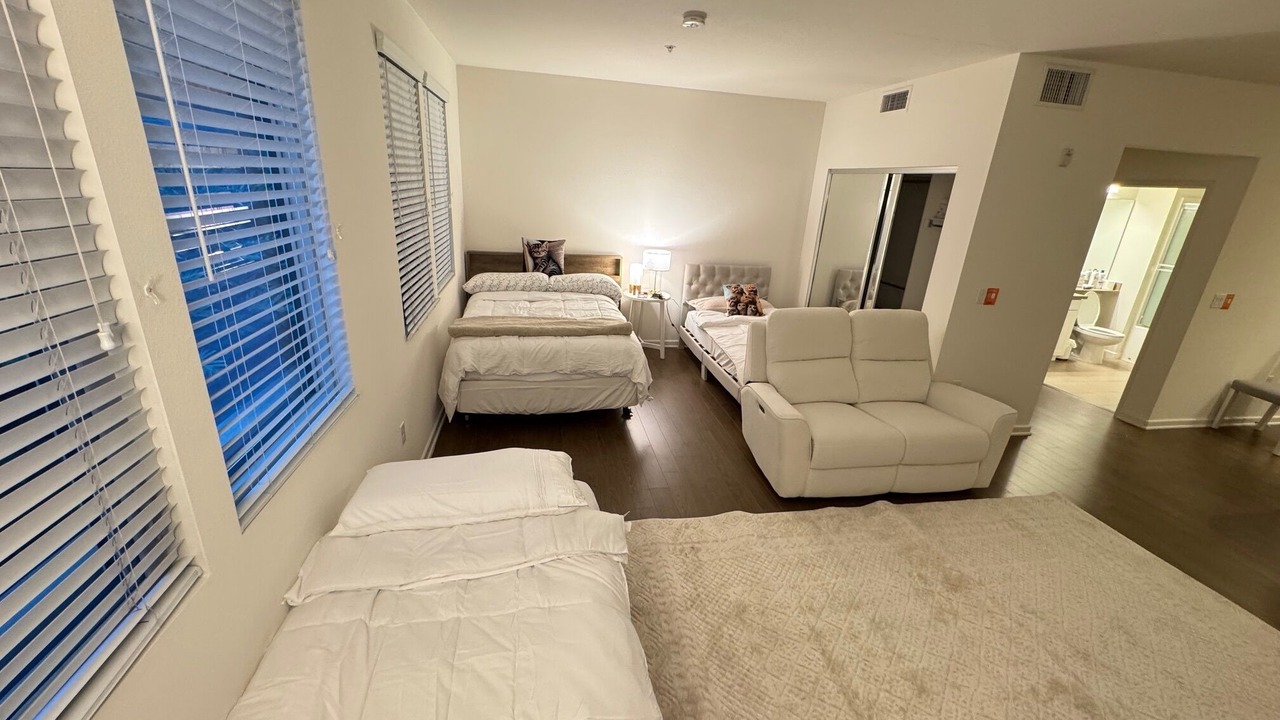 Photo of Bedroom in Airport Area