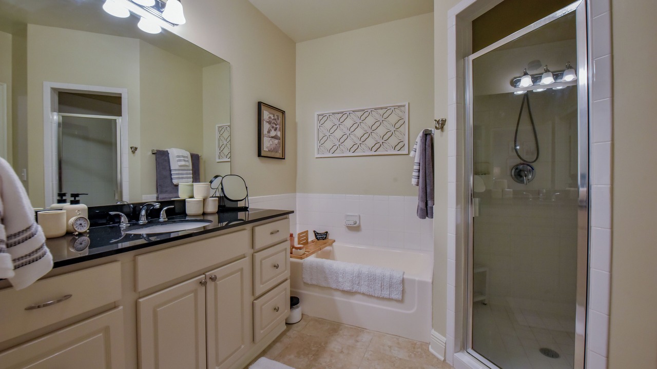 Photo of Bathroom in Tuscaloosa