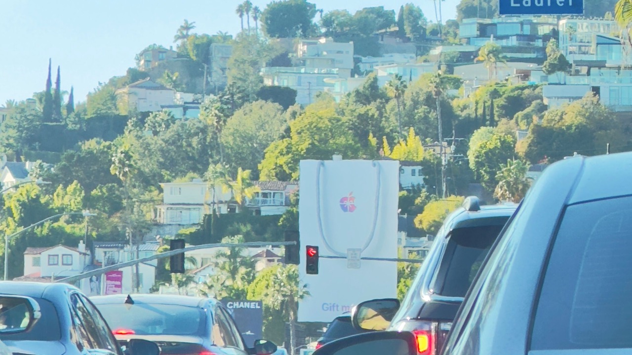 Photo of Others in Hollywood