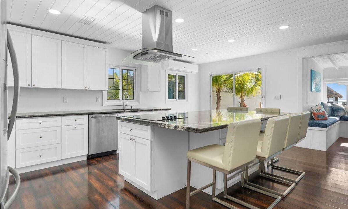Photo of Kitchen in Bahama Palm Shores