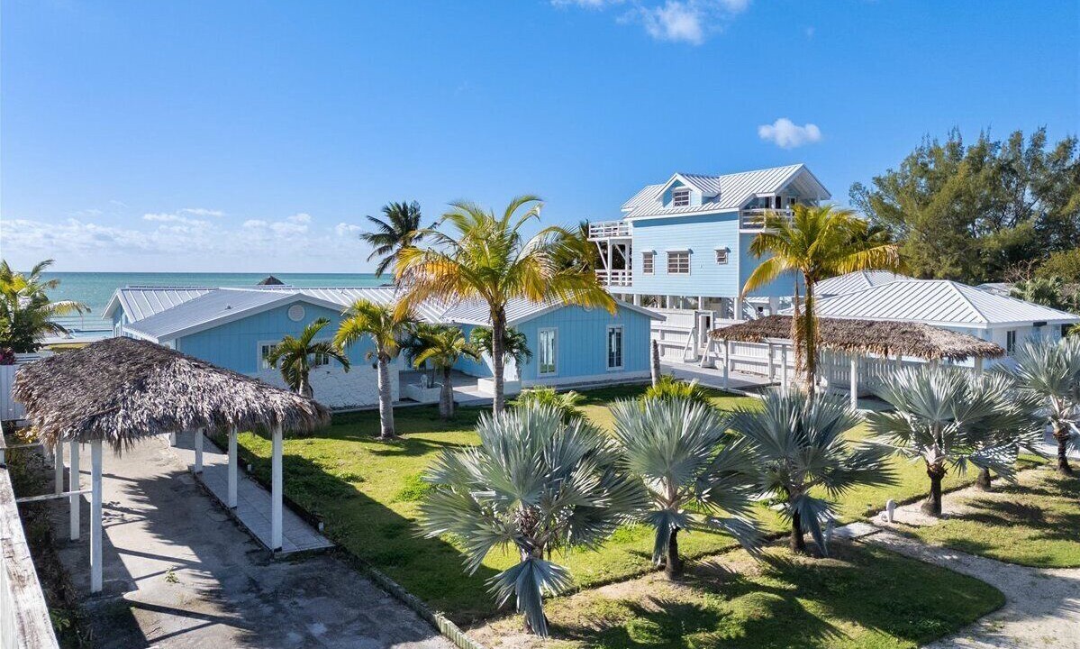 Photo of Outdoor in Bahama Palm Shores