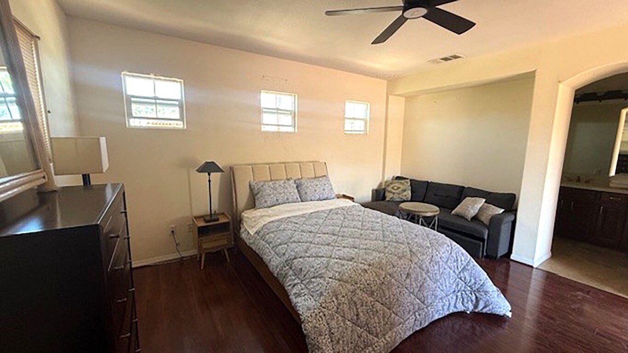 Photo of Bedroom in Araby Commons