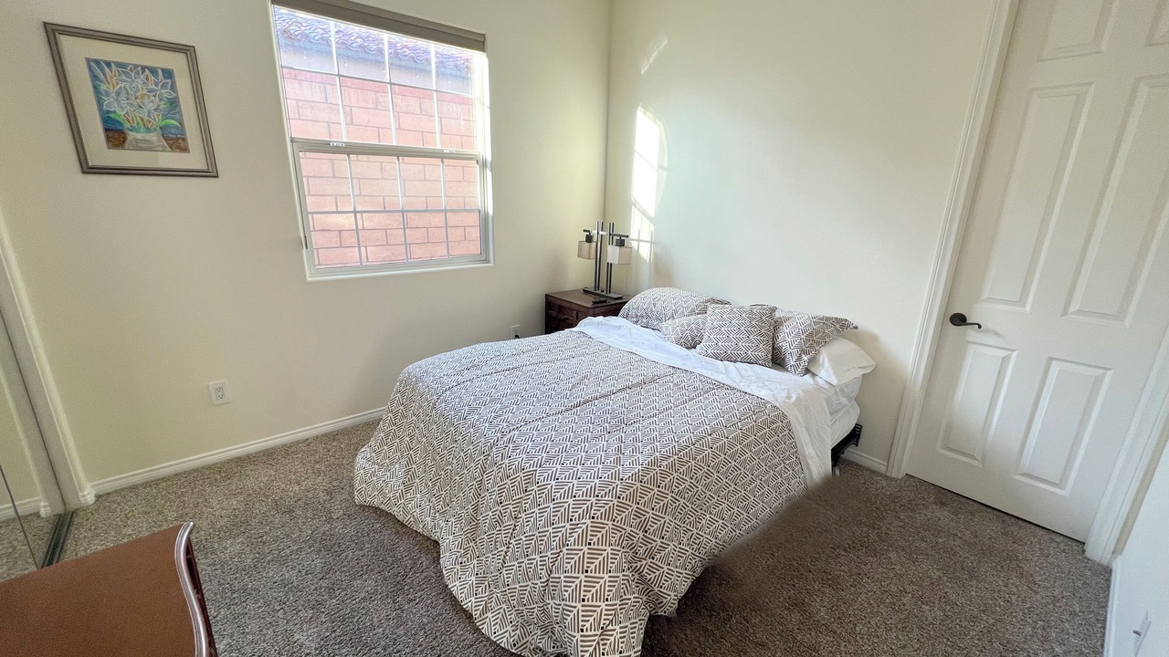Photo of Bedroom in Araby Commons