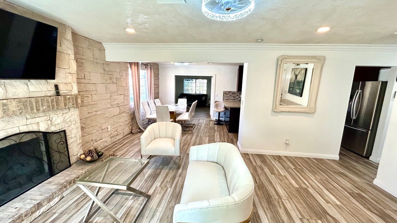 Photo of Livingroom in Lake Forest