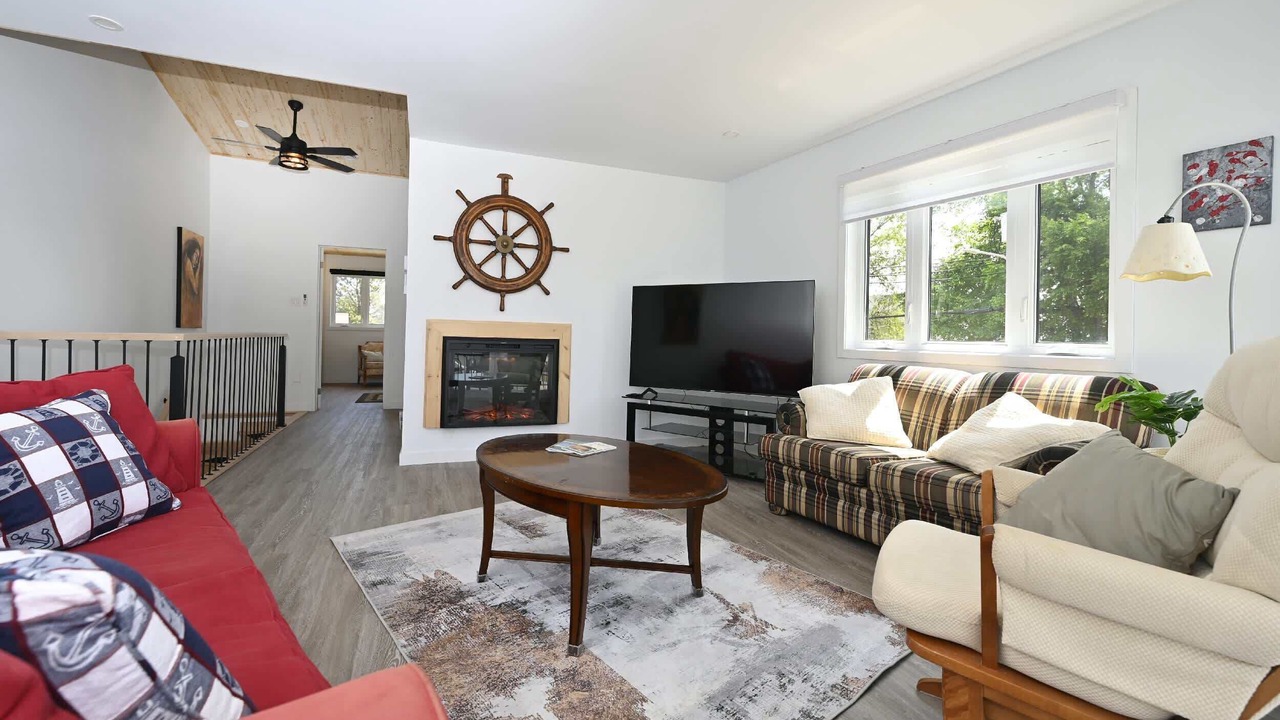 Photo of Livingroom in Isle aux Coudres