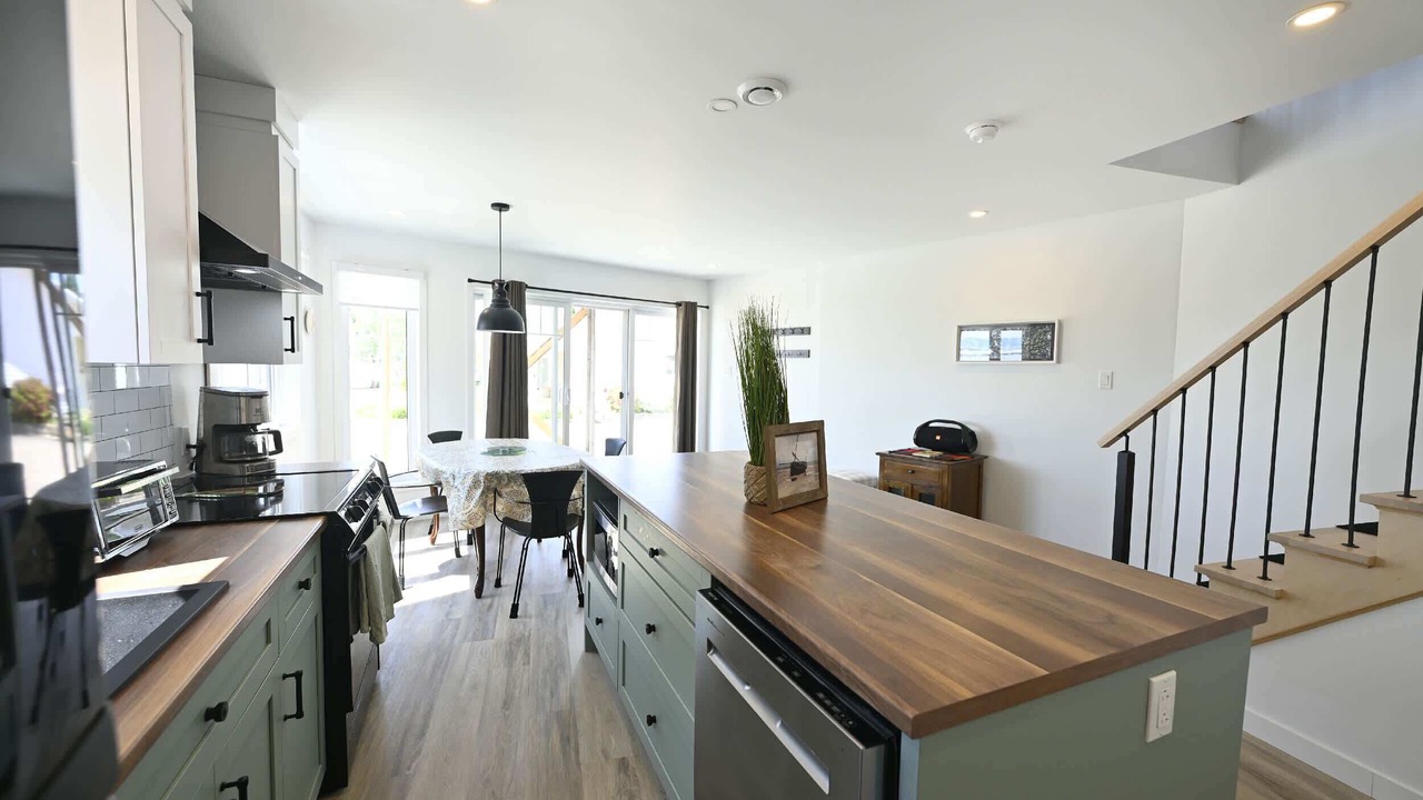 Photo of Kitchen in Isle aux Coudres
