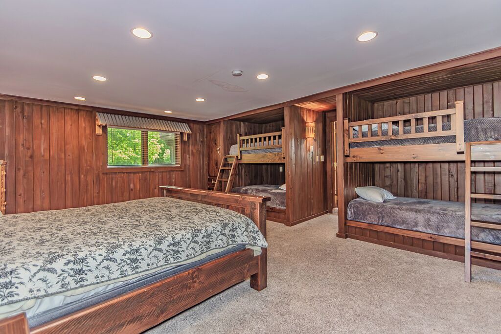 Photo of Bedroom in Painesville