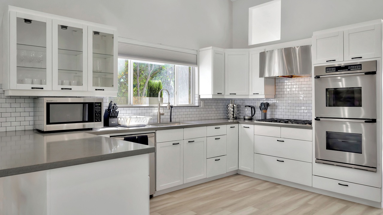Photo of Kitchen in Woodland Hills