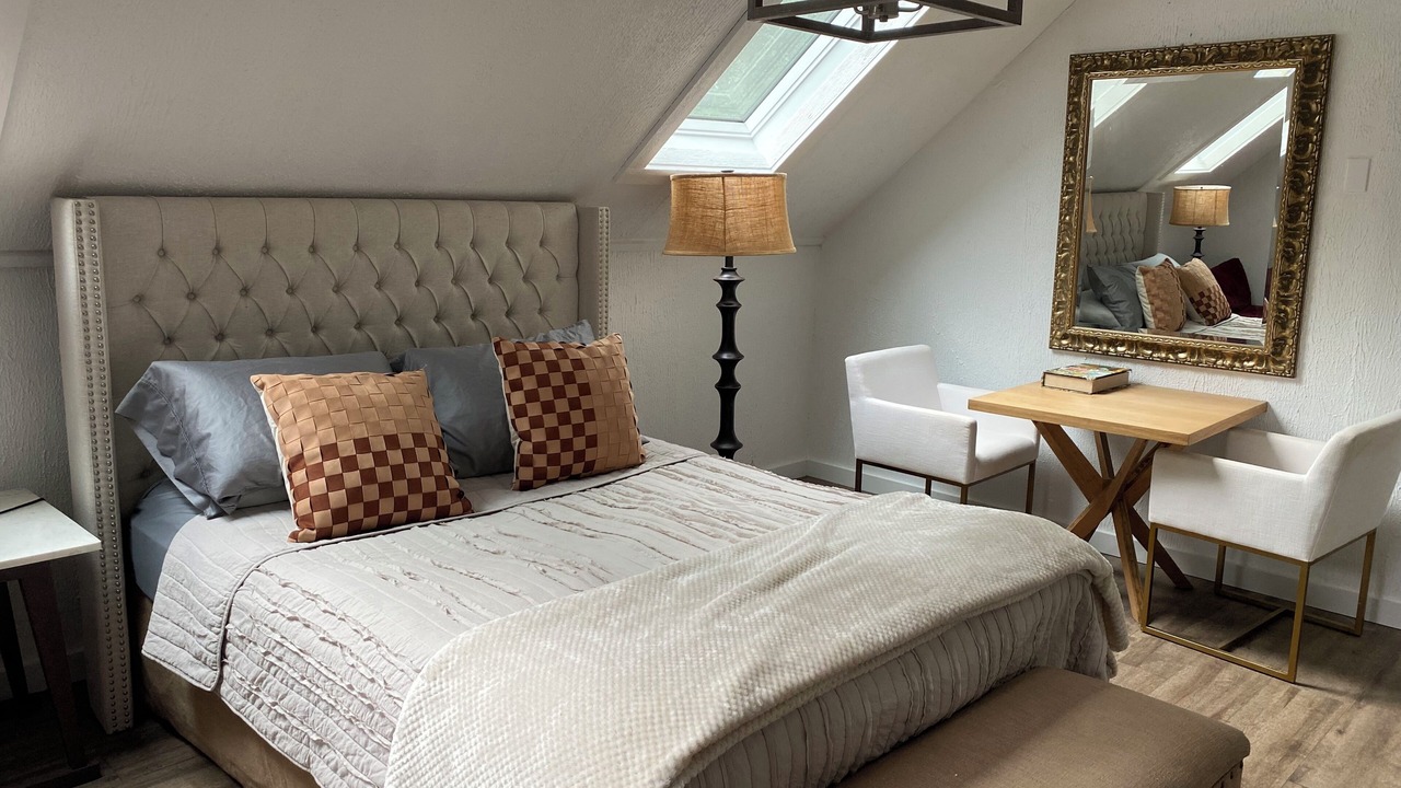 Photo of Bedroom in Scotts Corners