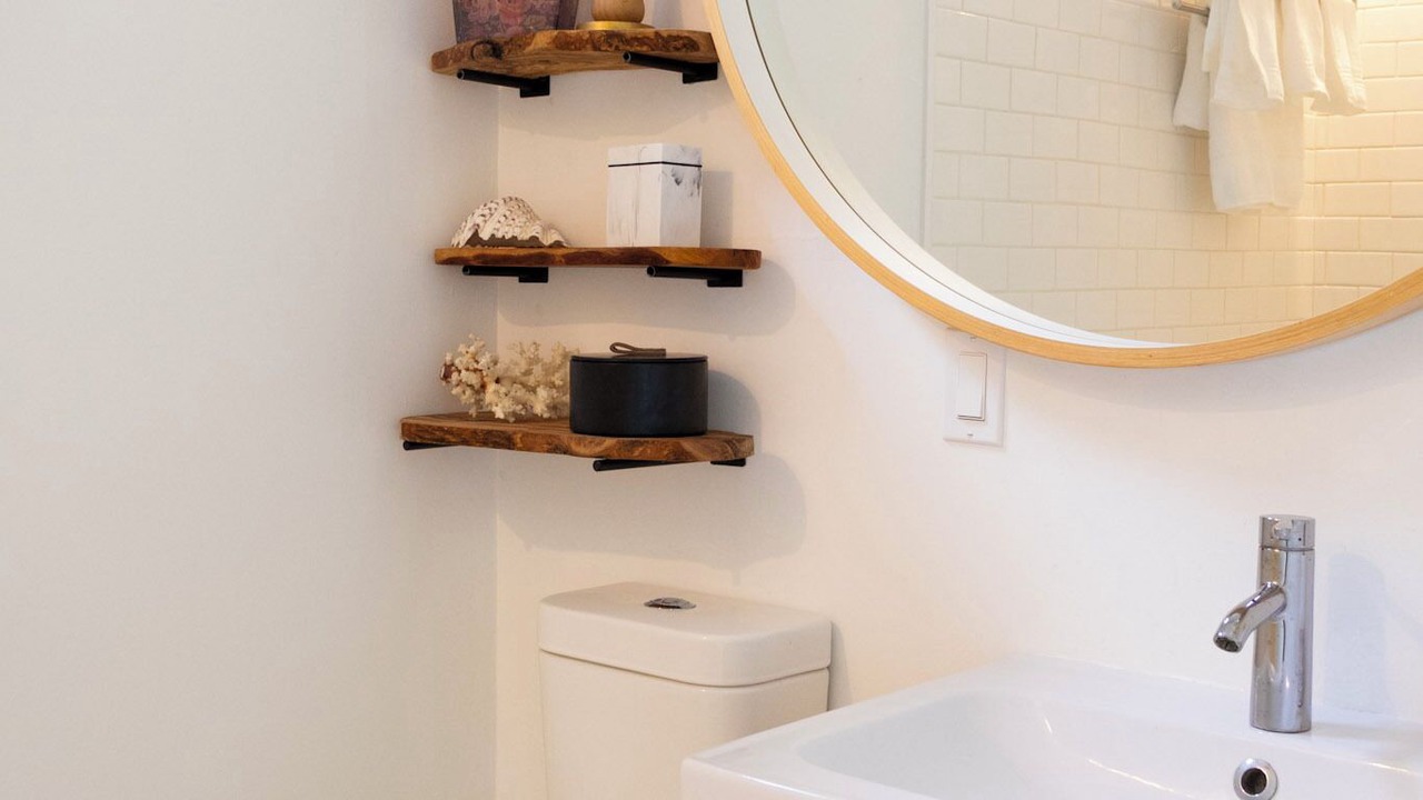 Photo of Bathroom in Lansing