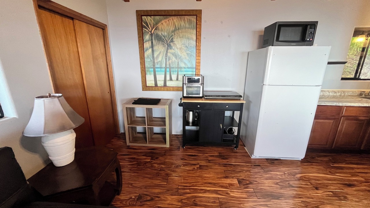 Photo of Kitchen in Kahaluu-Keauhou