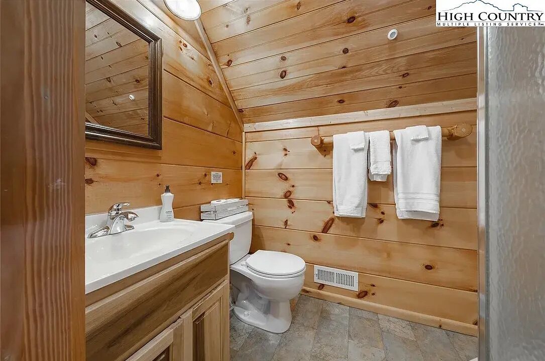 Photo of Bathroom in Ashe County