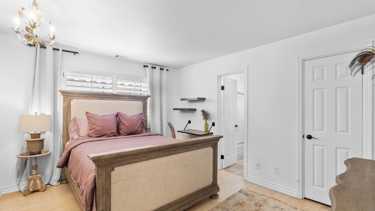 Photo of Bedroom in Huntington Beach