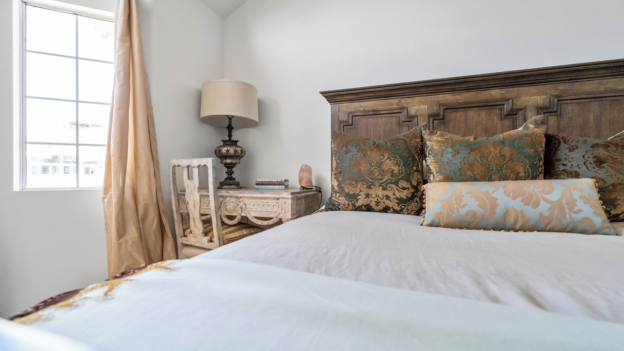 Photo of Bedroom in Huntington Beach